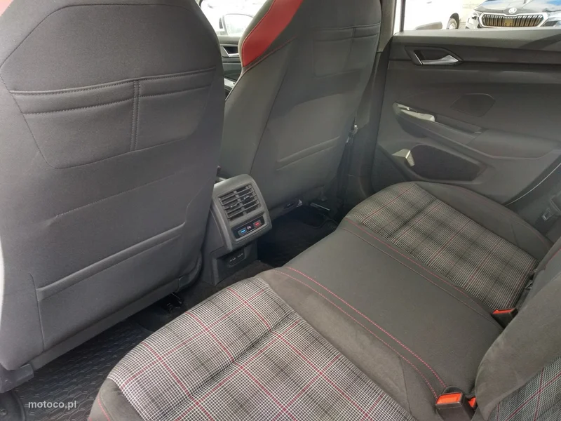 Volkswagen Golf VIII 30