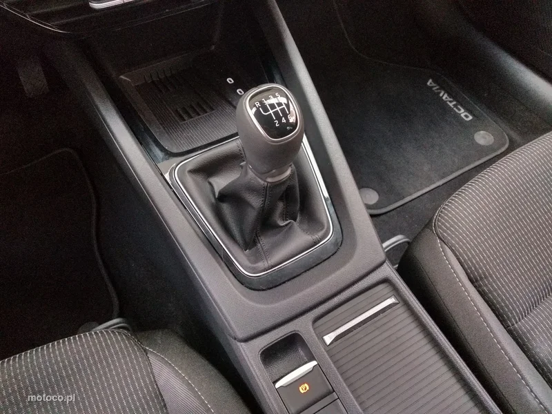 Skoda Octavia IV 18