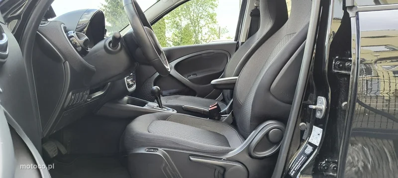 Smart ForFour 12