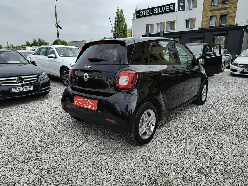 Smart ForFour 4