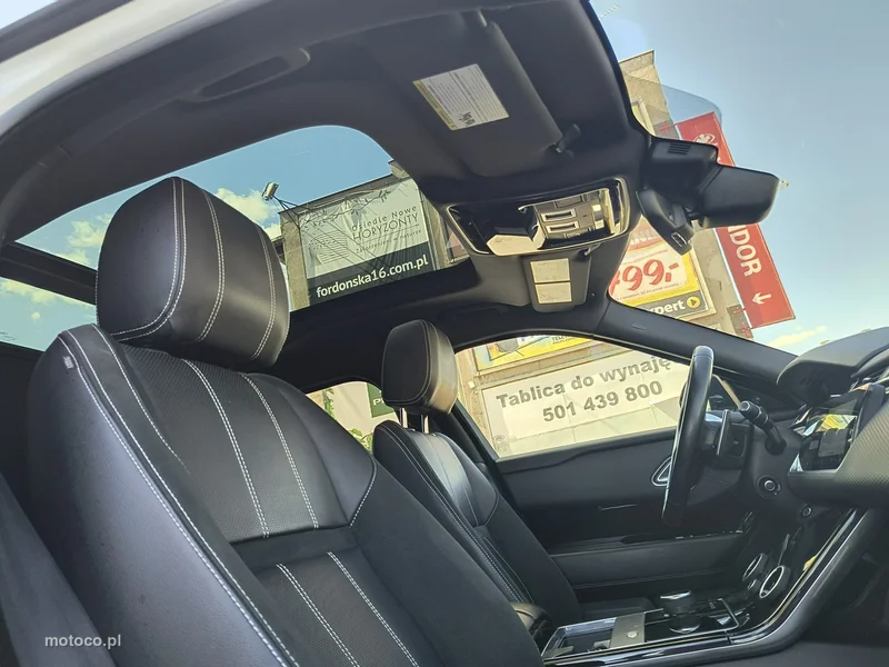 Land Rover Range Rover Velar 15