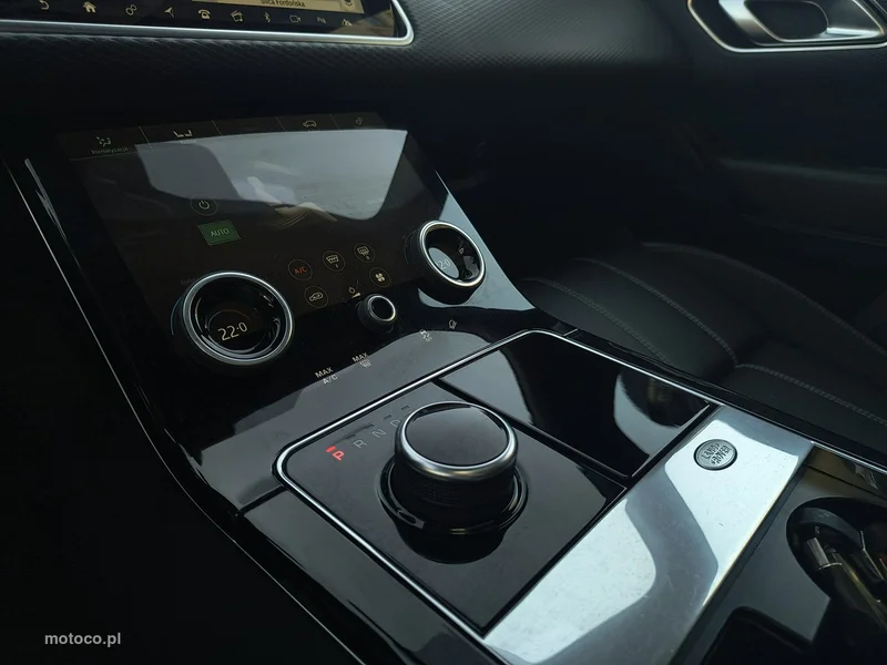 Land Rover Range Rover Velar 29