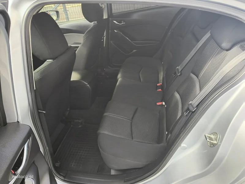 Mazda 3 11