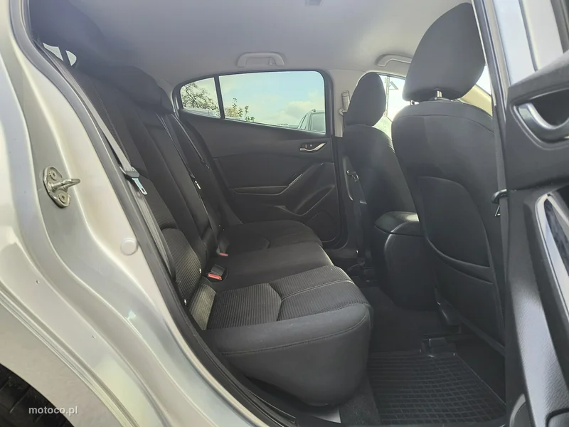 Mazda 3 12