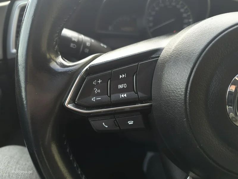 Mazda 3 24