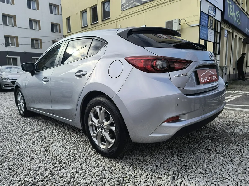 Mazda 3 28