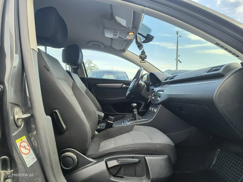 Volkswagen Passat B7 16