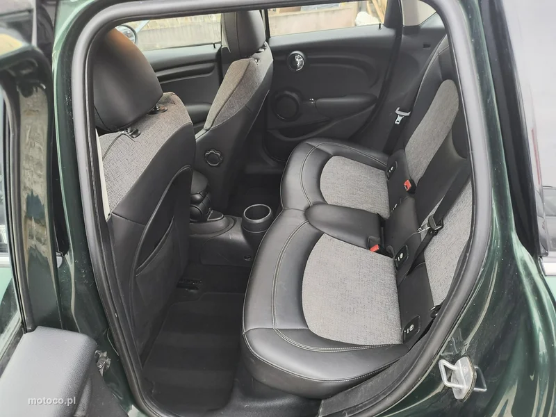 MINI Cooper 12