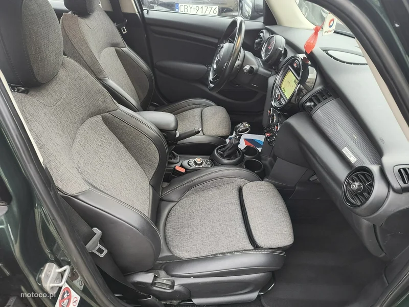 MINI Cooper 17