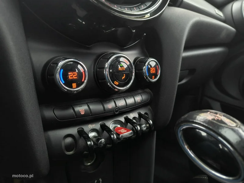 MINI Cooper 24