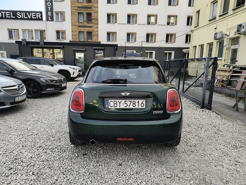MINI Cooper 5