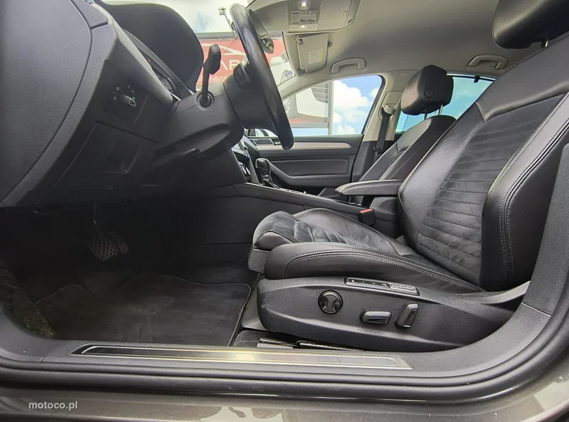Volkswagen Passat B8 11