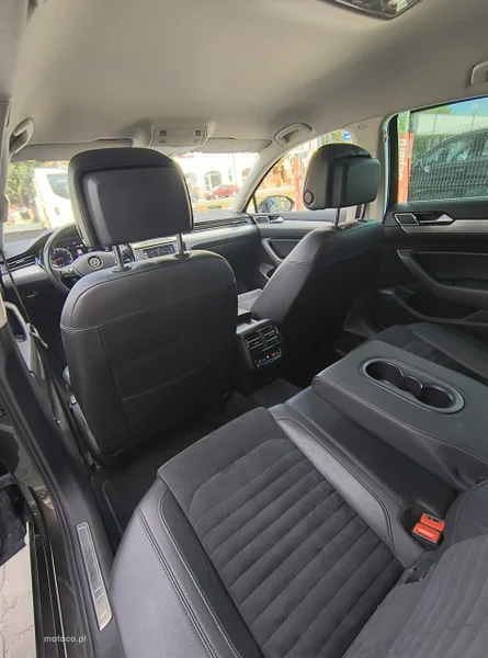 Volkswagen Passat B8 13