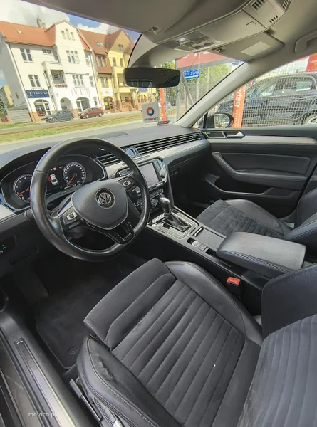 Volkswagen Passat B8 9
