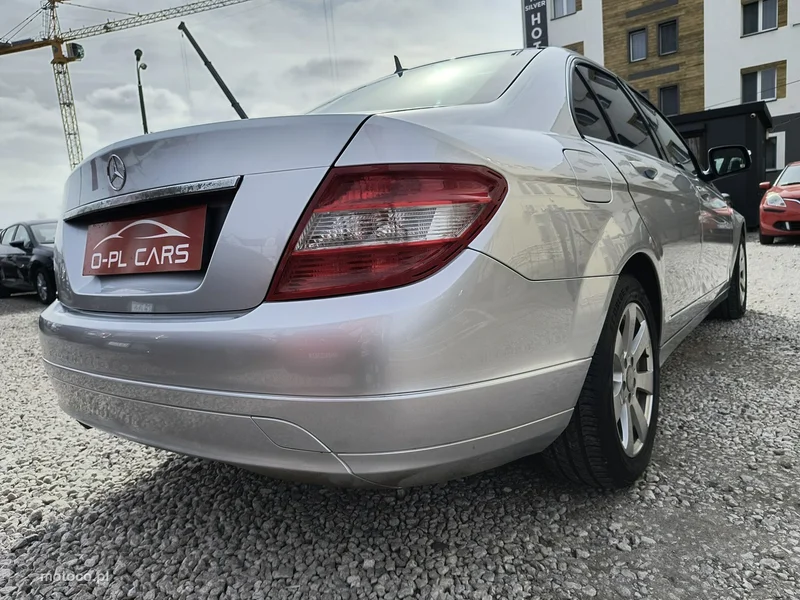 Mercedes-Benz Klasa C W204 C 180 23