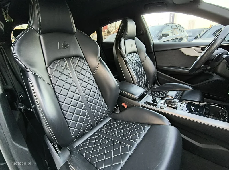 Audi A5 F5 20