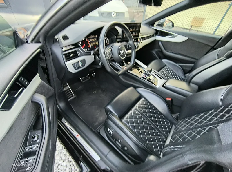 Audi A5 F5 33