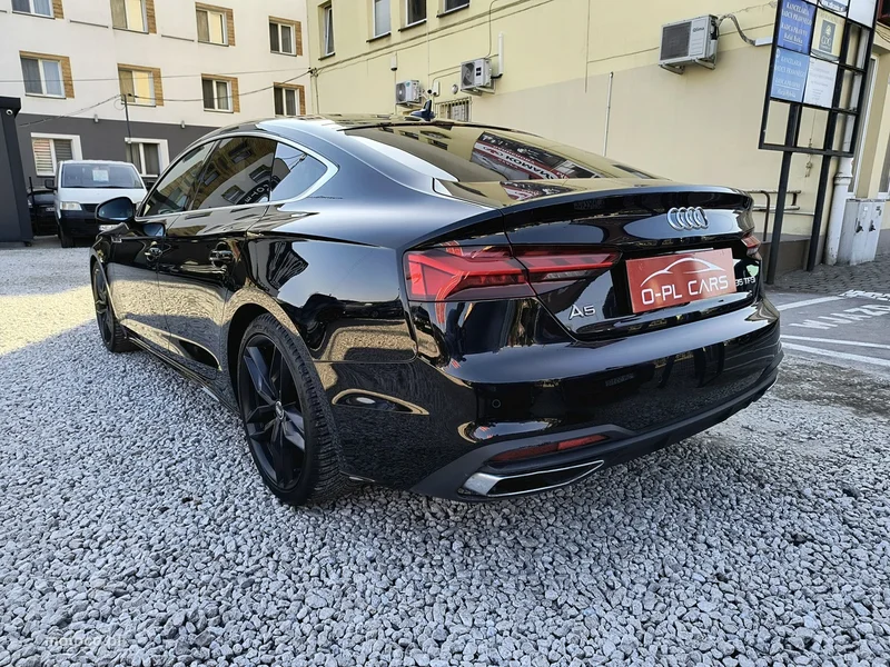 Audi A5 F5 8