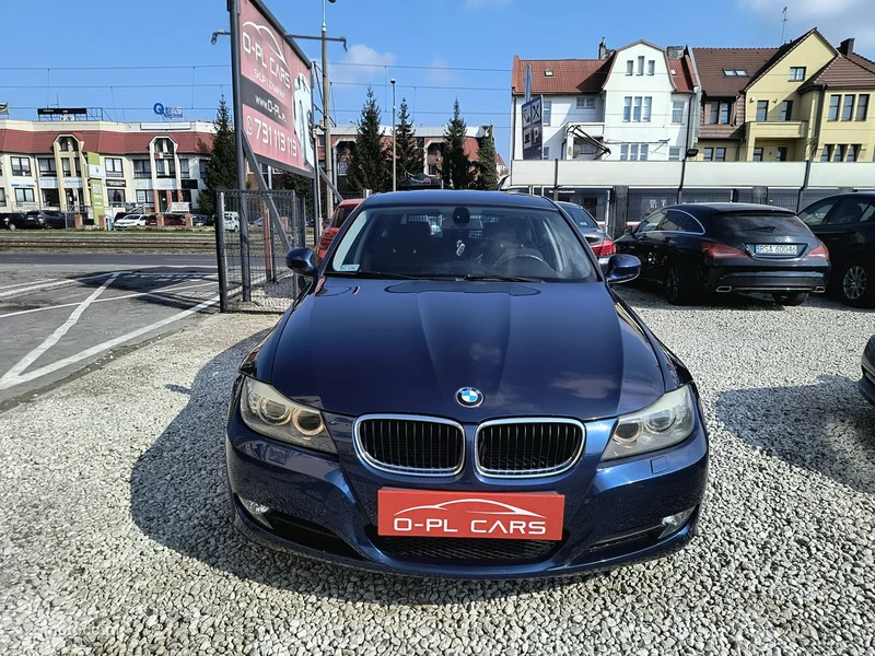 BMW Seria 3 E90 318 2