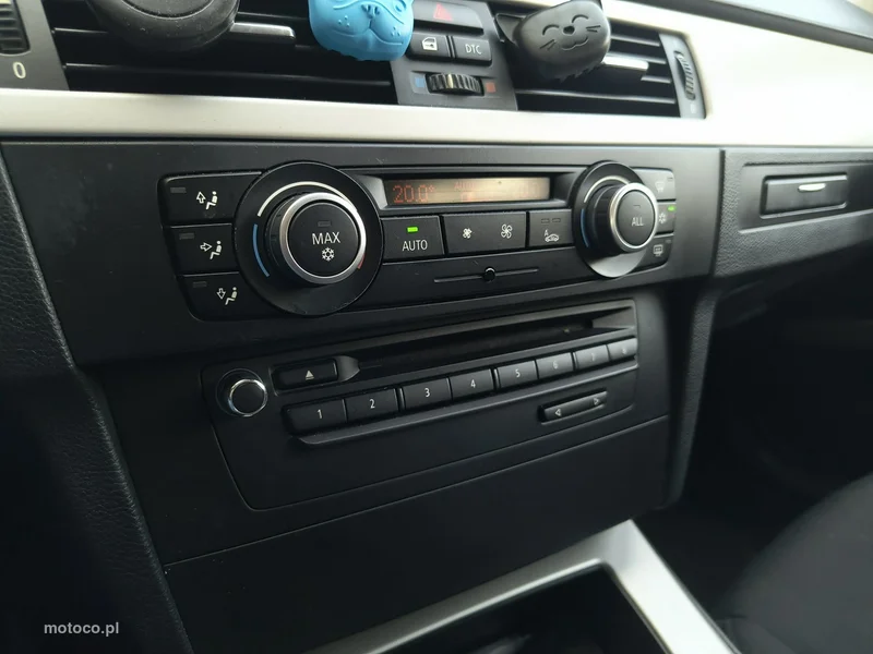 BMW Seria 3 E90 318 20