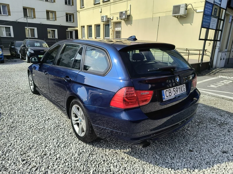 BMW Seria 3 E90 318 6