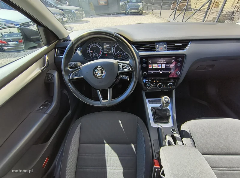 Skoda Octavia III 33