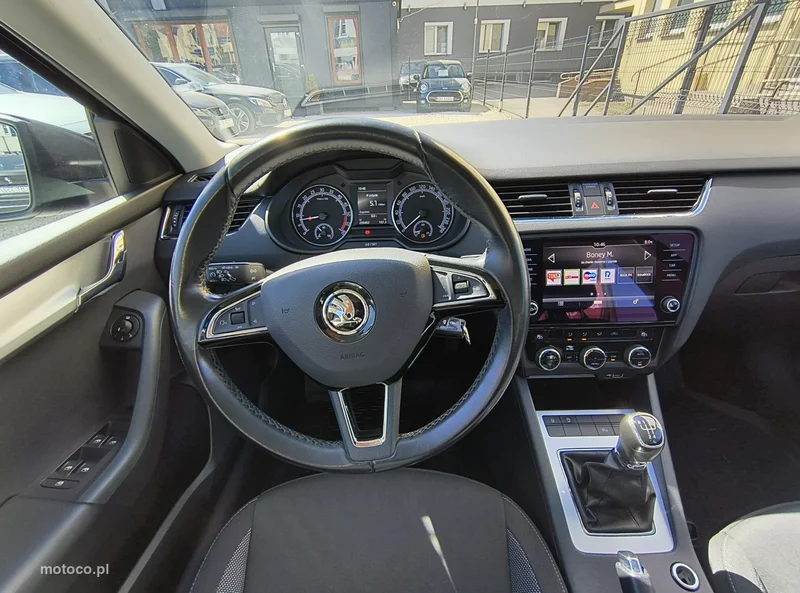 Skoda Octavia III 34