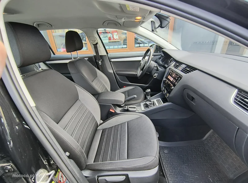 Skoda Octavia III 46
