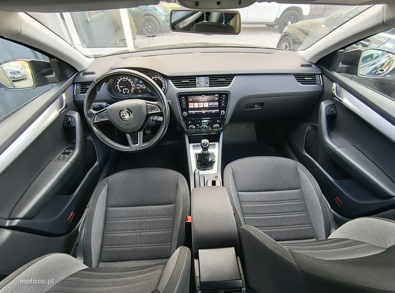 Skoda Octavia III 47