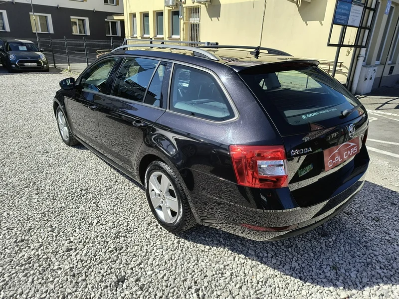 Skoda Octavia III 7