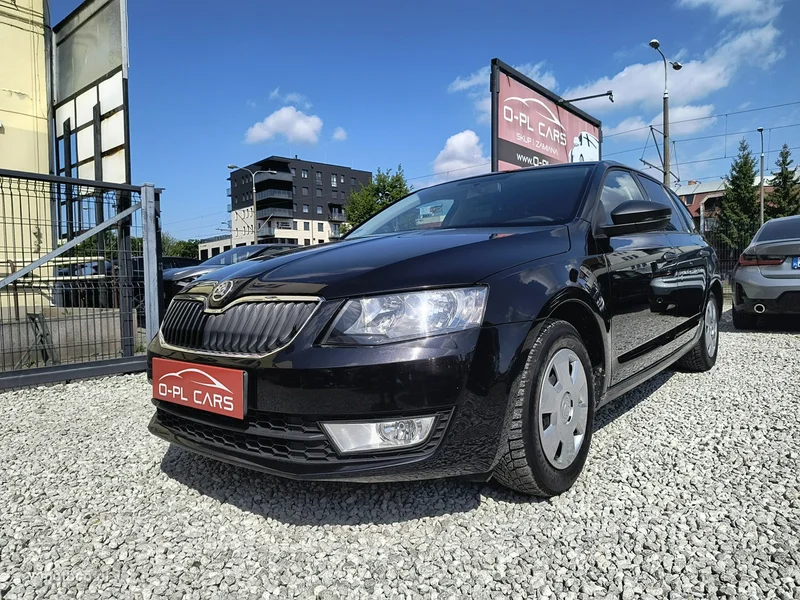Skoda Octavia III 23