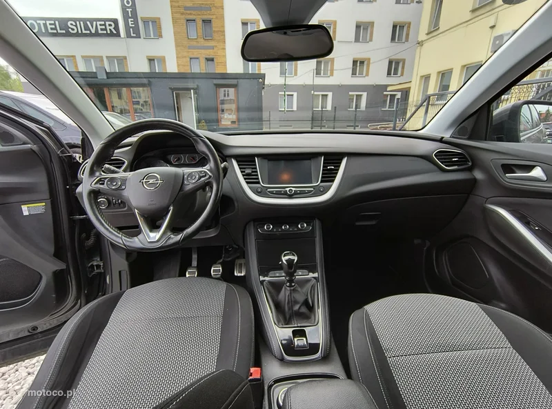 Opel Grandland X 24