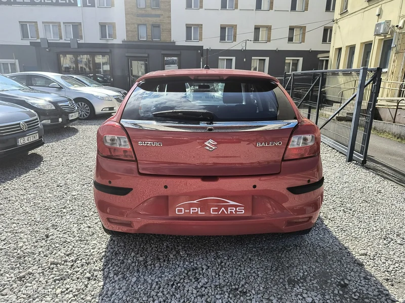 Suzuki Baleno 4