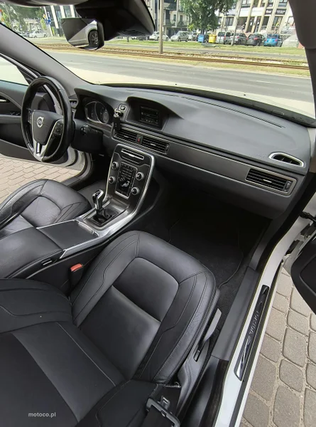 Volvo V70 18