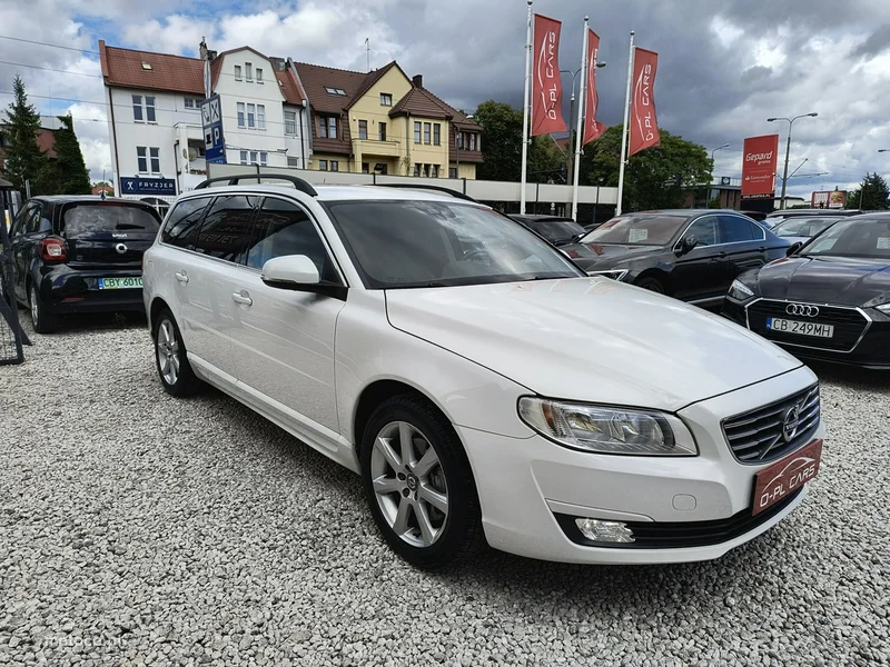 Volvo V70 3