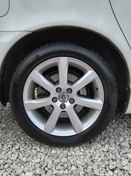 Volvo V70 37