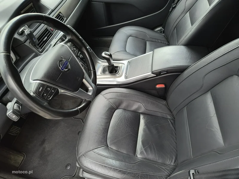 Volvo V70 9