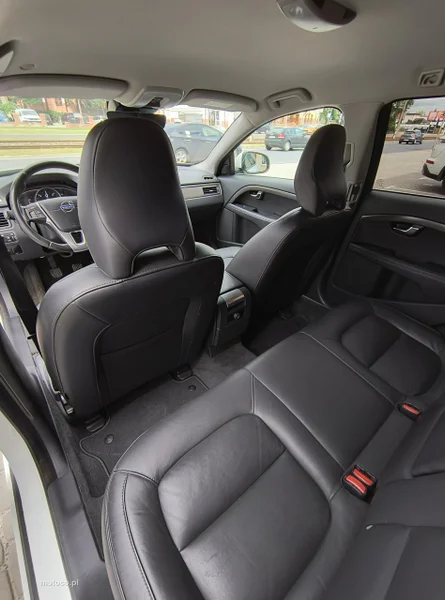 Volvo V70 10