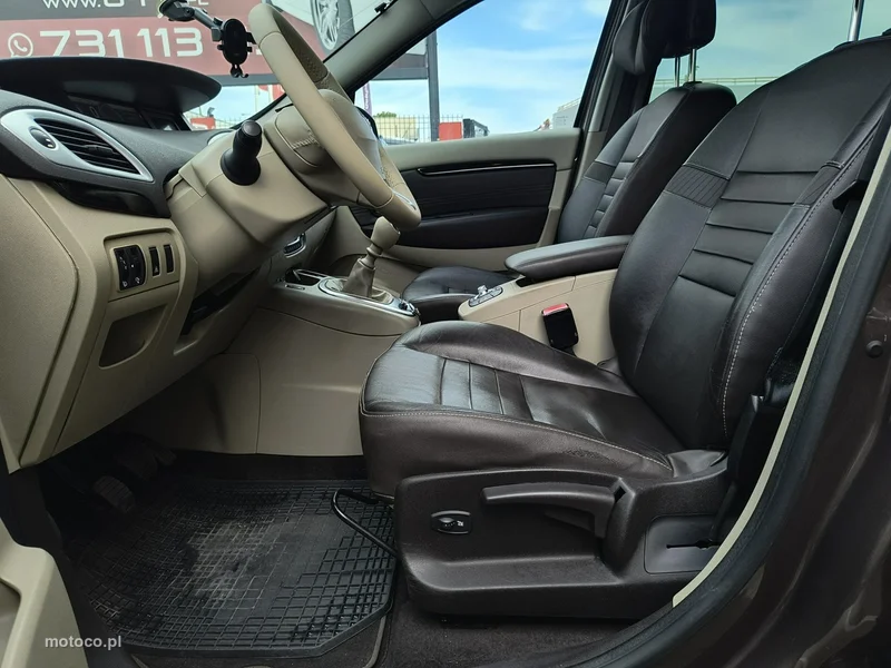 Renault Scenic III 11
