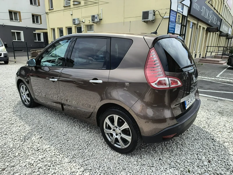 Renault Scenic III 6