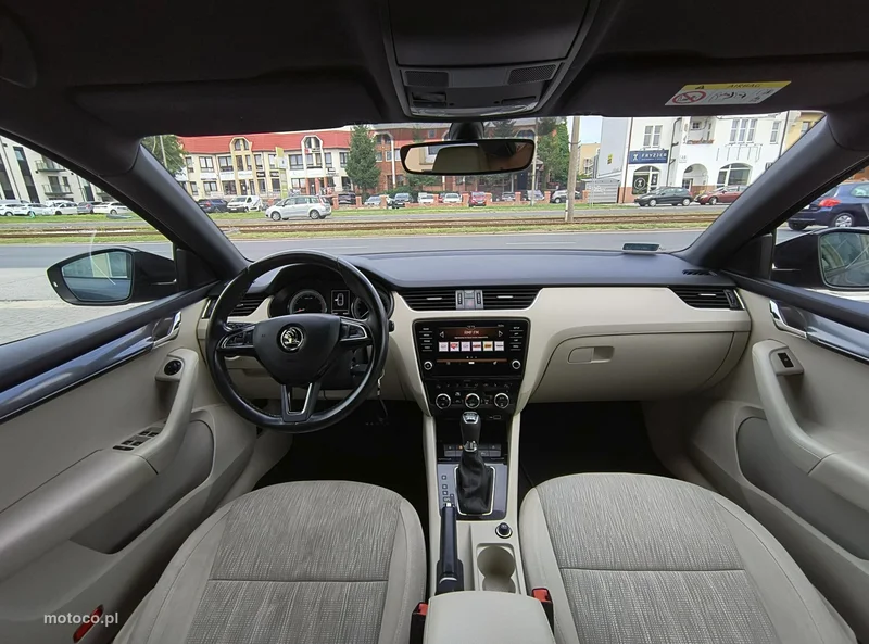 Skoda Octavia III 25