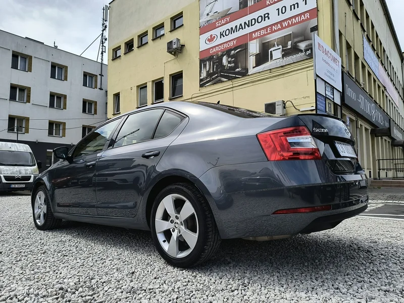 Skoda Octavia III 57