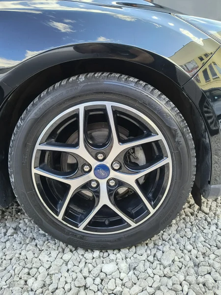 Ford Focus IV 40
