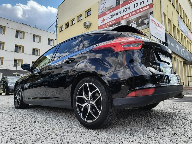 Ford Focus IV 60