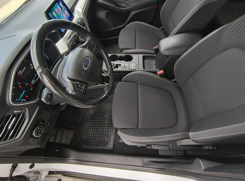 Ford Focus IV 11