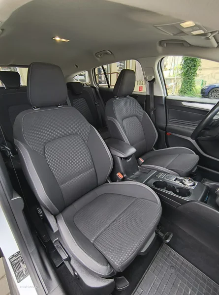 Ford Focus IV 22