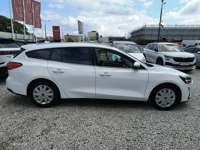 Ford Focus IV 44