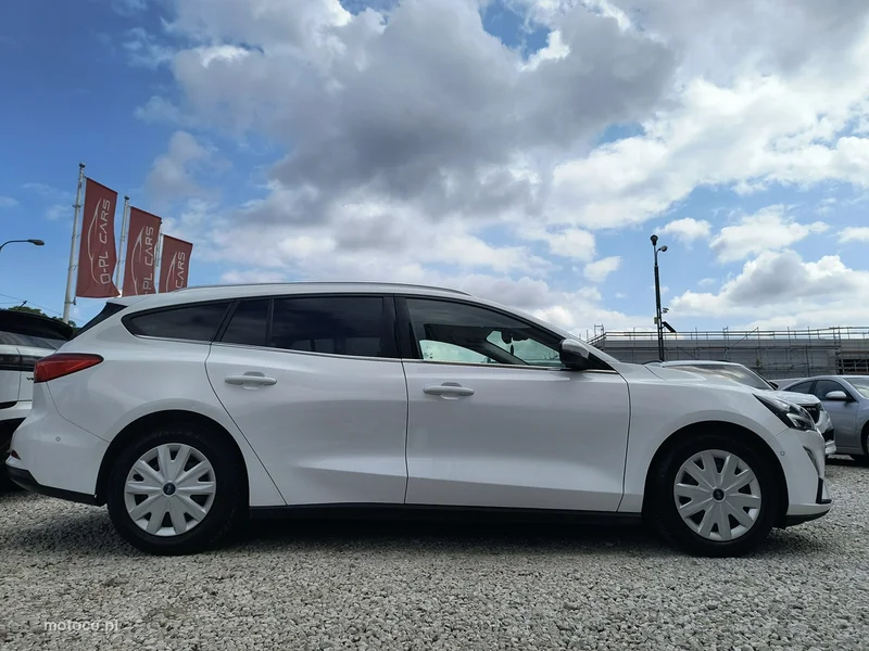 Ford Focus IV 46