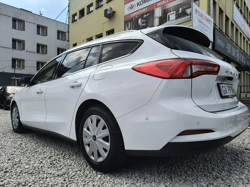 Ford Focus IV 51