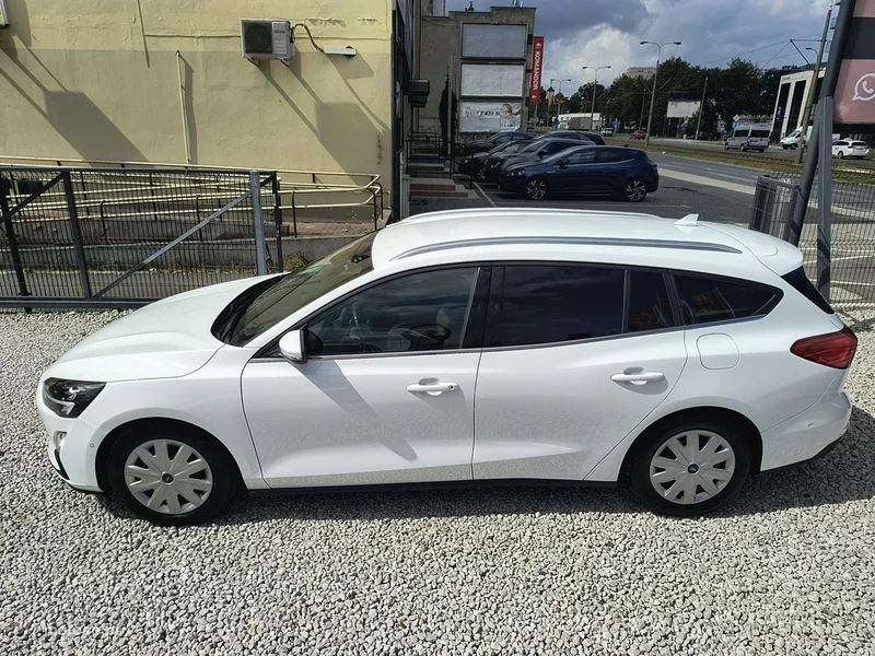 Ford Focus IV 54